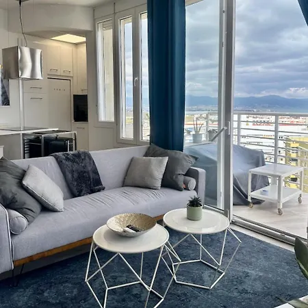 Penthouse Torres Apartment